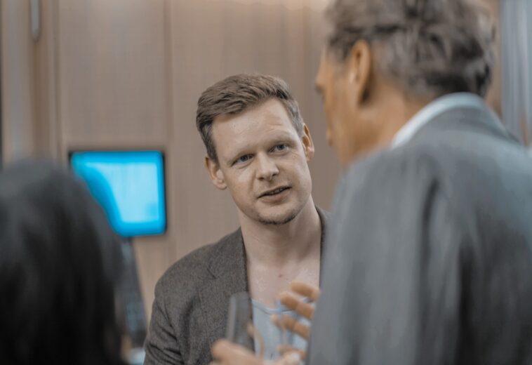 Metallfreie Implantate: Ein Hannoveraner wird zum Vorbild