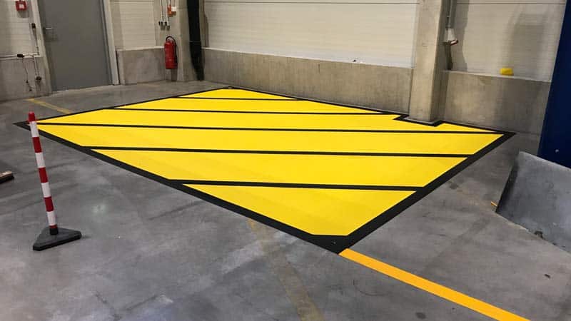 Hallenmarkierung nach ASR A1.3 - Wissen Sie, welche Vorschriften Ihr Unternehmen wirklich einhalten muss?